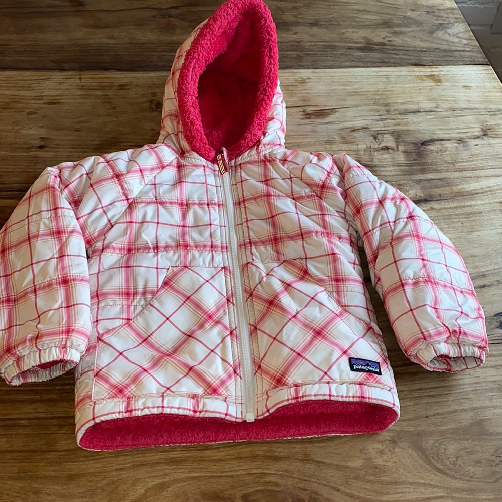 Patagonia girls t4 reversible winter jacket pink